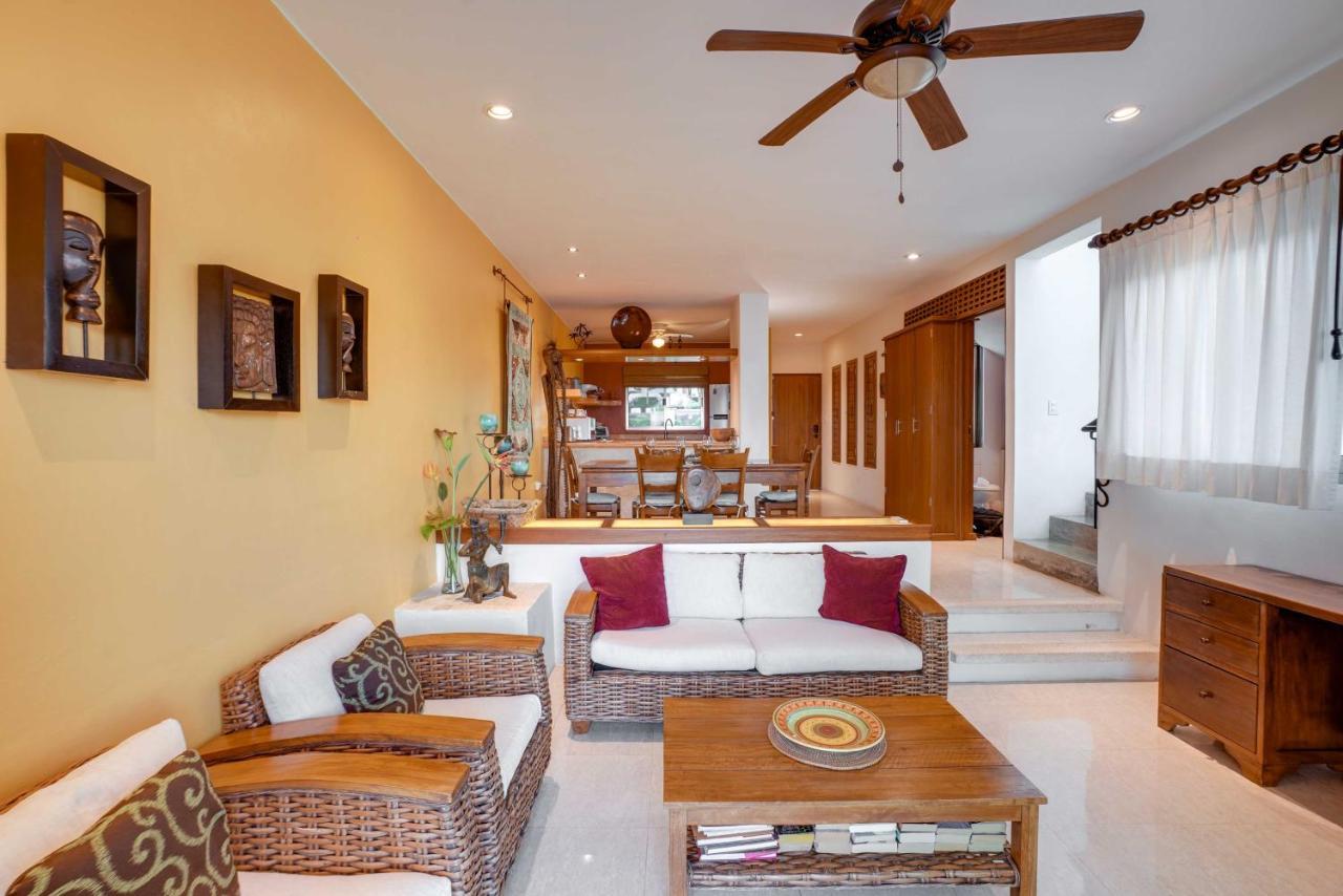 Oceanfront Estate With Infinity Pool! Ilha das Mulheres