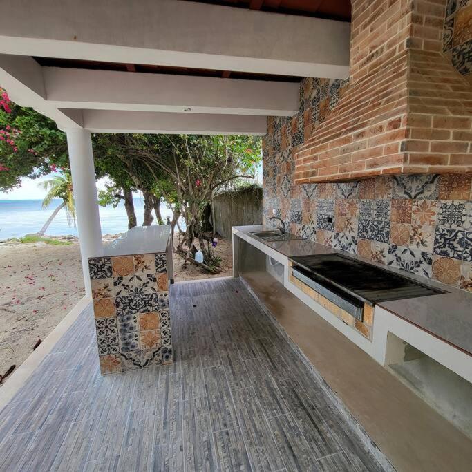 Marysol Beachfront Next To Nomads D6 Apartamento