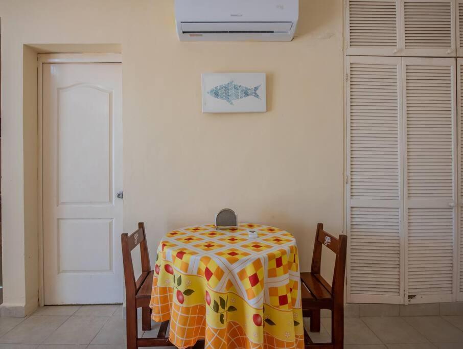 Marysol Beachfront Next To Nomads D6 *