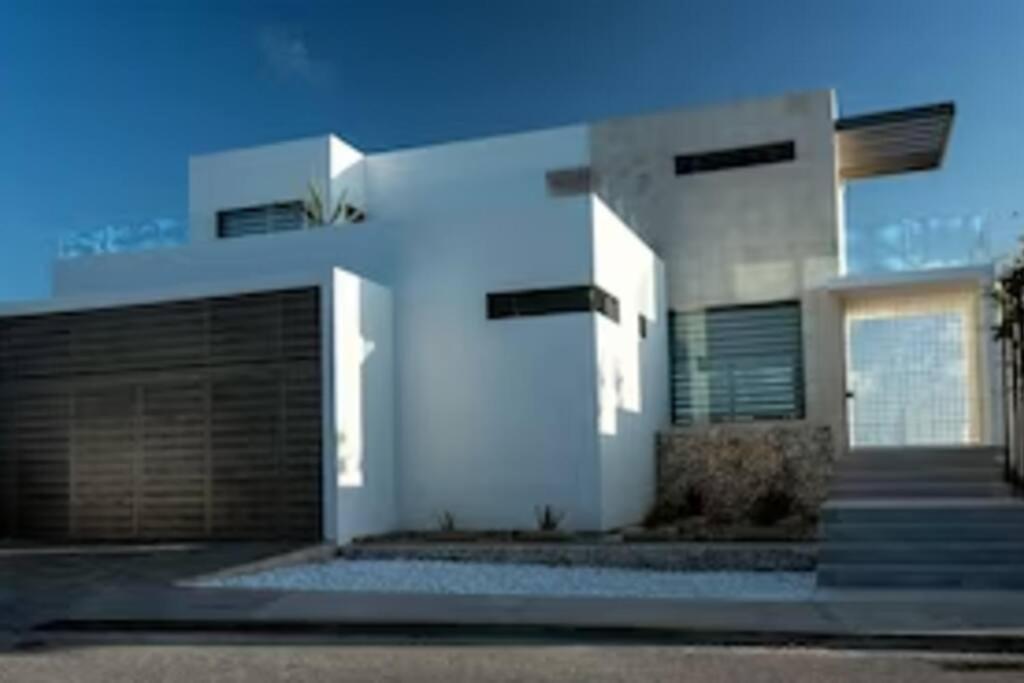 Dexternilsson At Aol Com With Views Holiday home Isla Mujeres