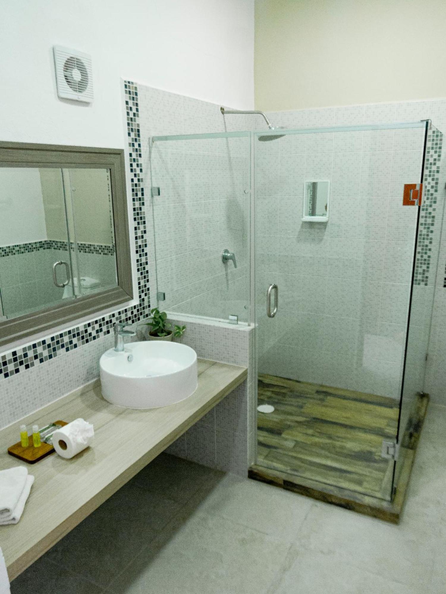 The Mint Hotel 5*