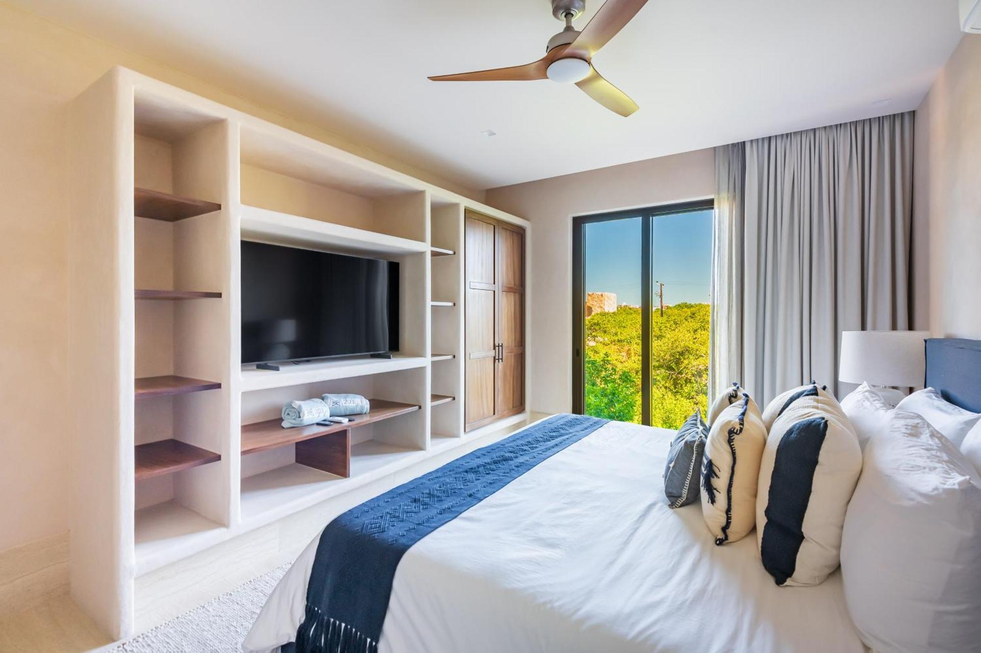 Apartment Artila Condos, *