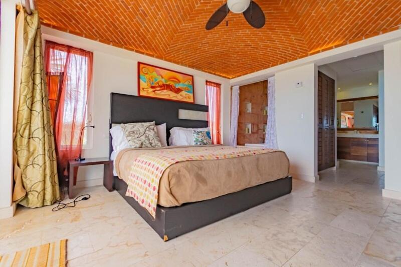 Sea-front Villa, Isla Mujeres! Stunning Sea Views! Isla Mujeres