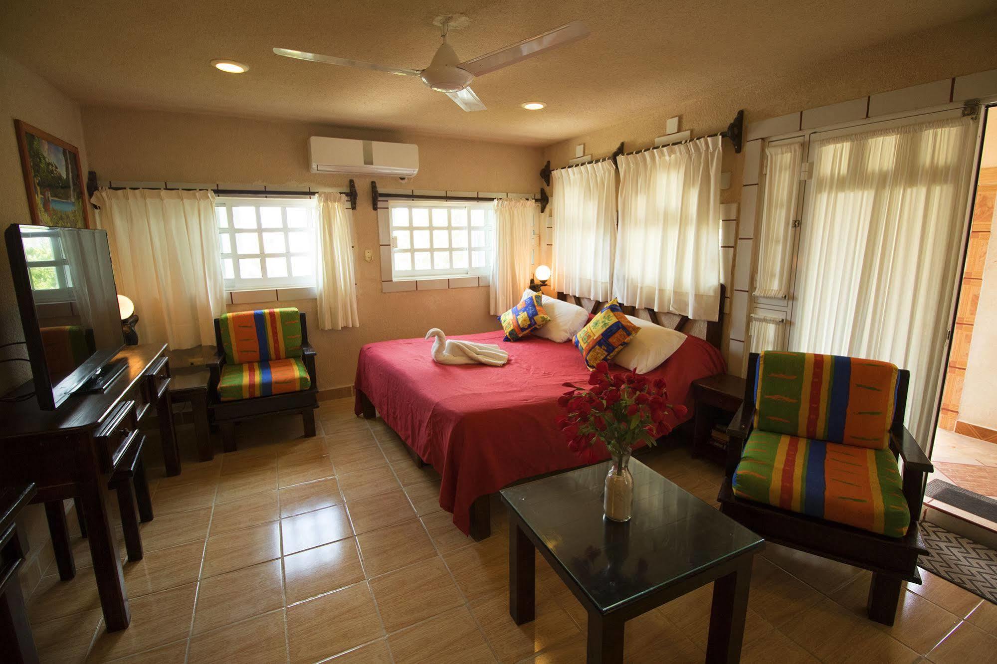 Hotel Sol Caribe 3*