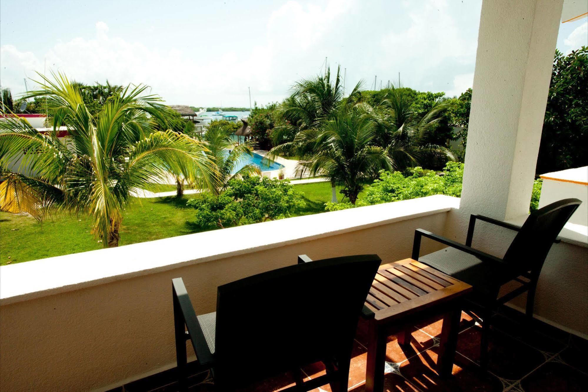 Hotel Marina Paraiso Isla Mujeres