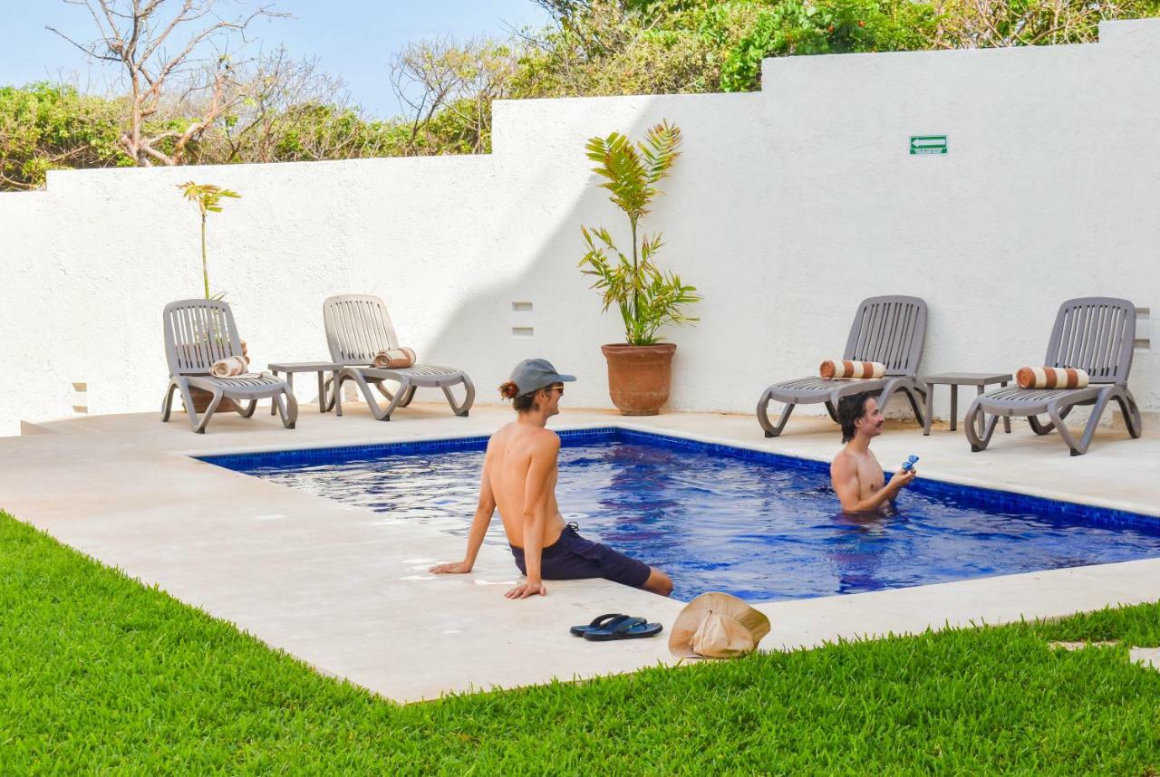 Apartahotel Punta Mundaca Suites
