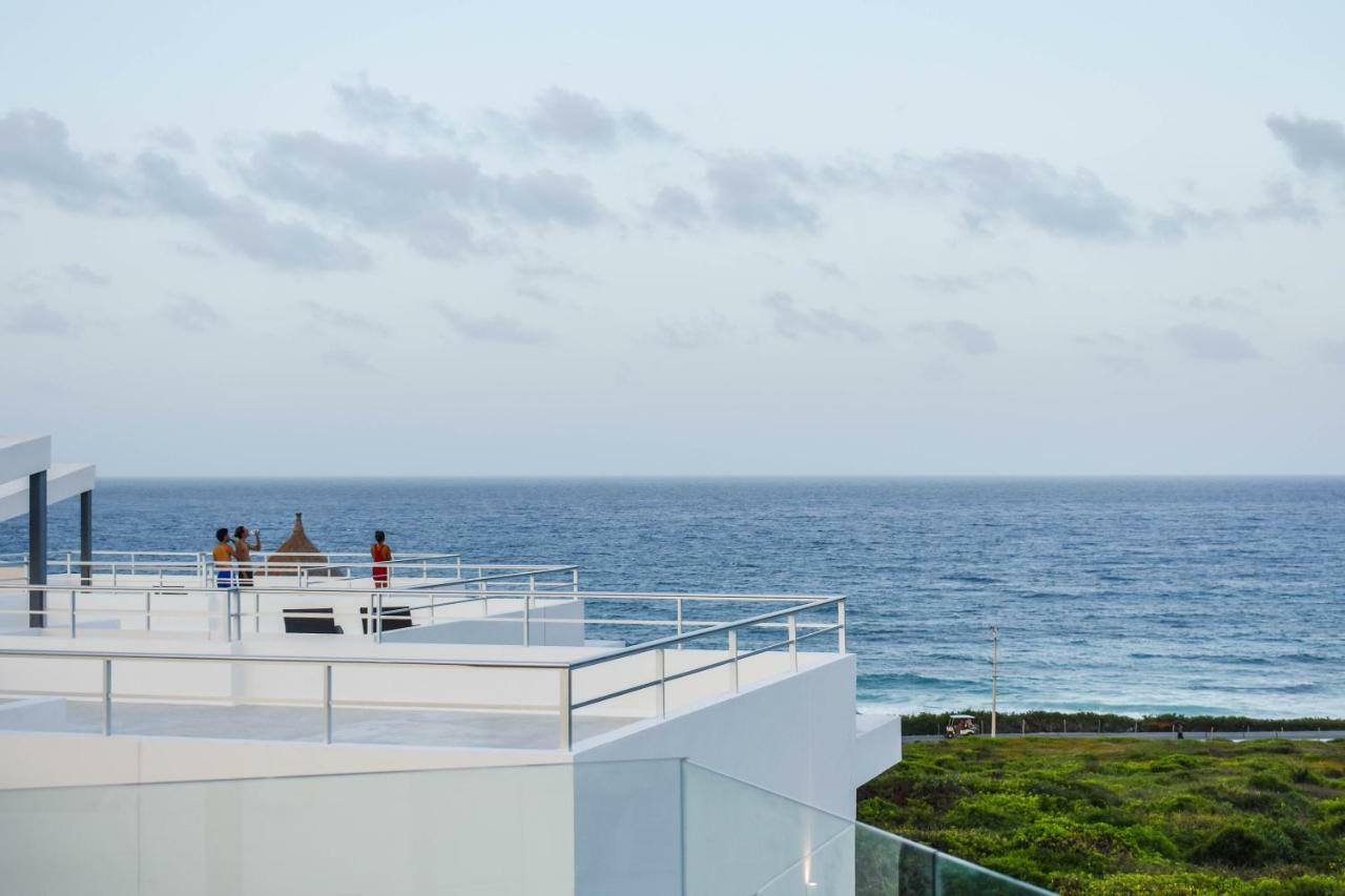 Apartahotel Punta Mundaca Suites