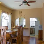 Casa Pistache II