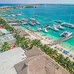An Island Of Your Own - Your Private Sailboat, The Gemini