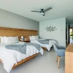 Luxury Oceanfront Villa In Isla Mujeres