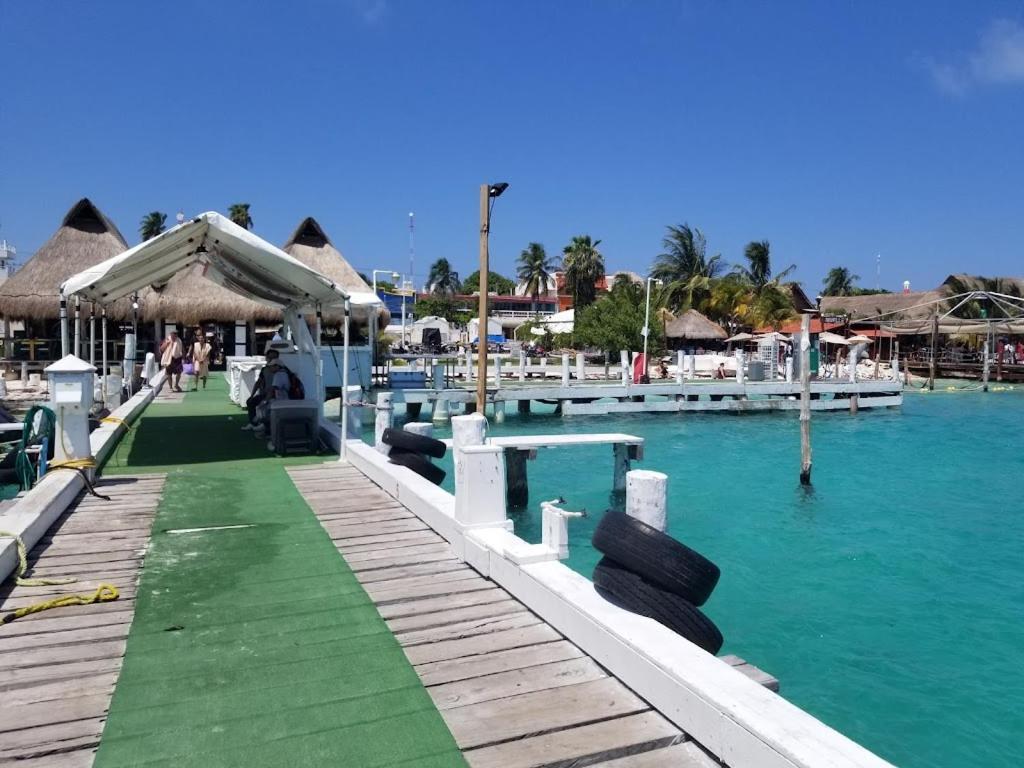 Botel Walk Barefoot To Beach! Two Bathrooms! Entire Private Sailboat Isla Mujeres