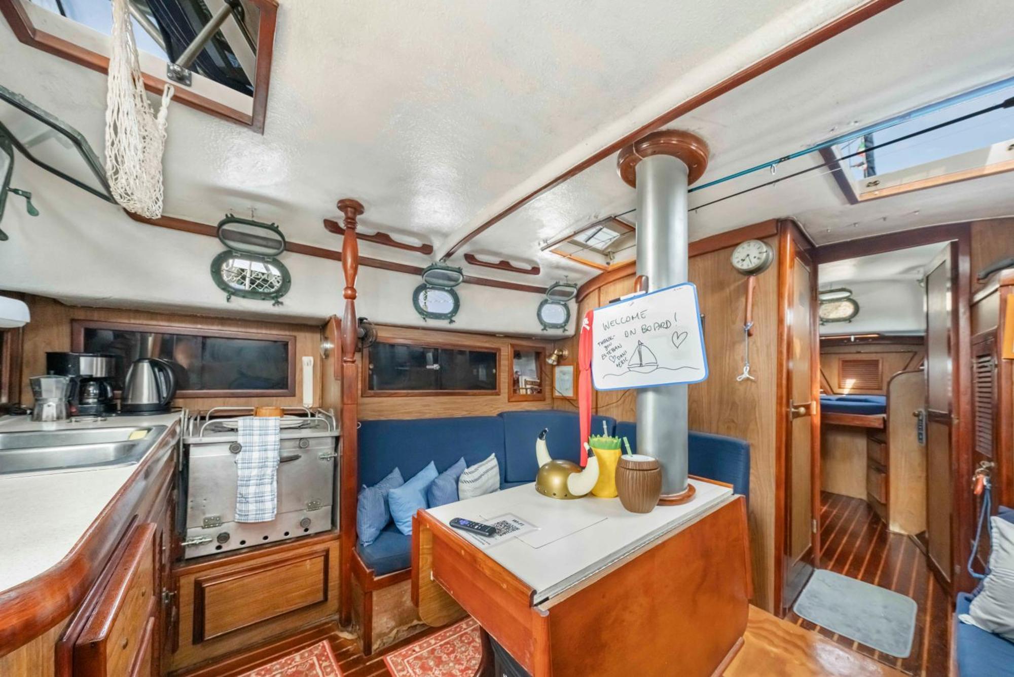 An Island Of Your Own - Your Private Sailboat, The Elegance * Ilha das Mulheres