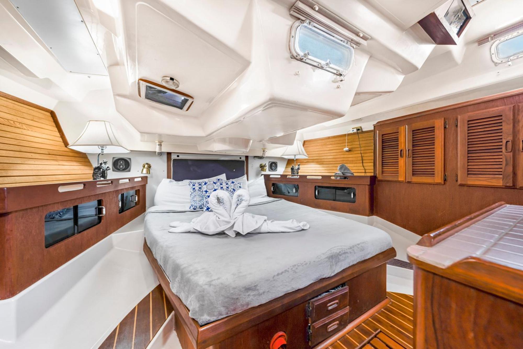 An Island Of Your Own - Your Private Sailboat, The Elegance Ilha das Mulheres