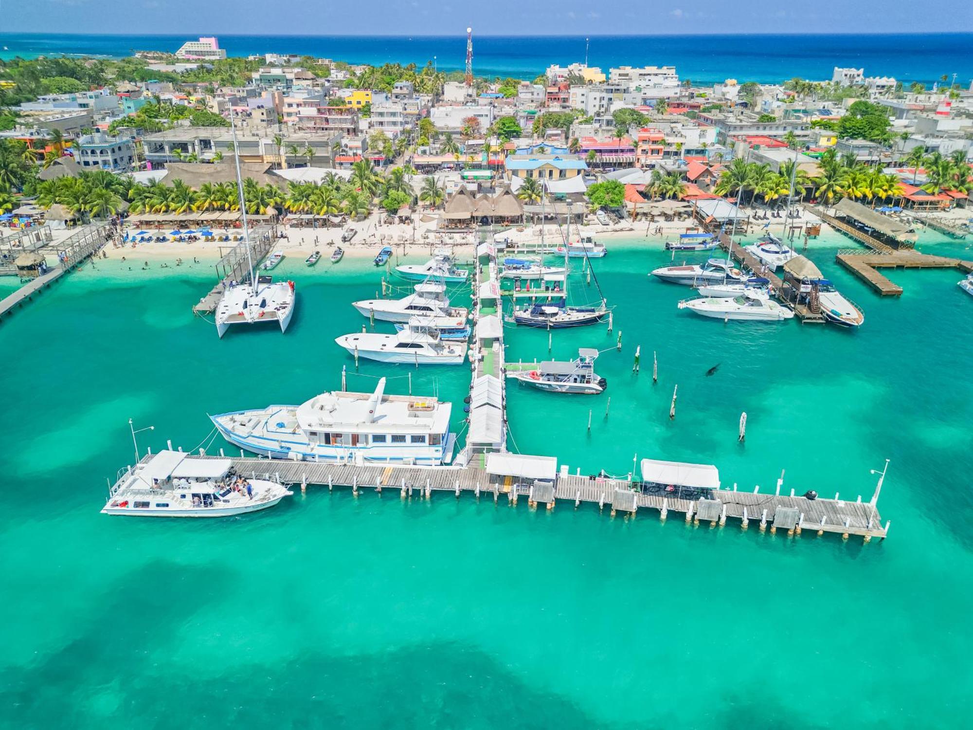 Botel An Island Of Your Own - Your Private Sailboat, The Elegance *