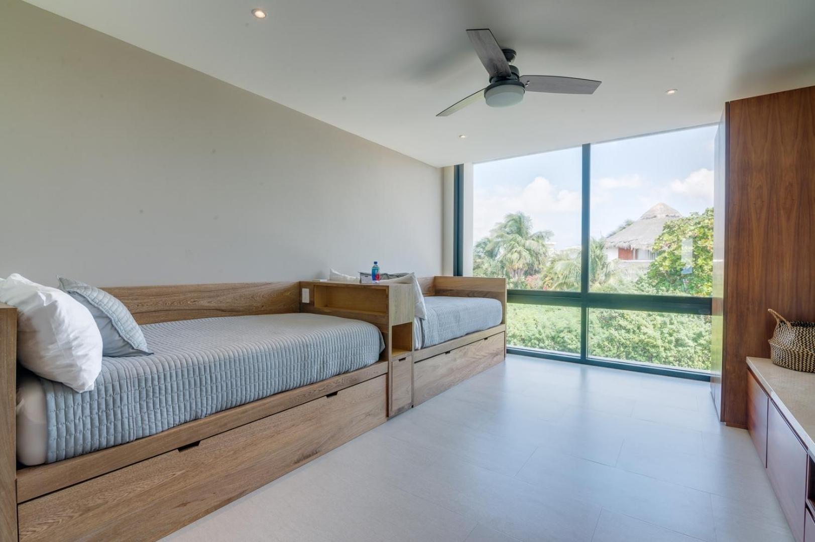 Luxury Oceanfront In Isla Mujeres