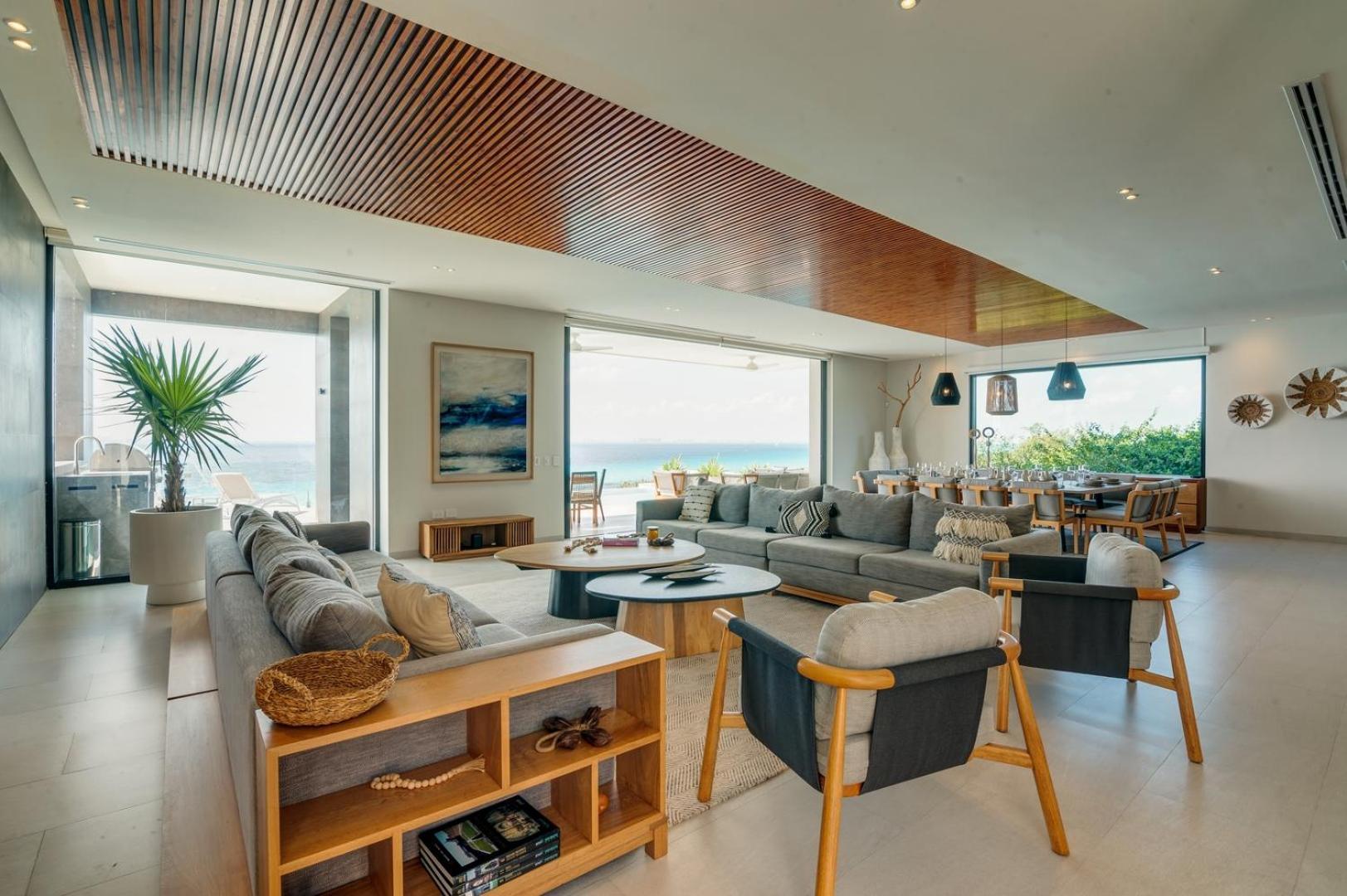 Luxury Oceanfront In Holiday home *