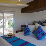 Casa Santosha