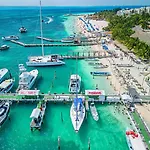 An Island Of Your Own - Your Private Sailboat, The Gemini