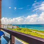 Deep Blue Condos - 102