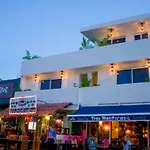 Tres Mentiras Boutique Rooms - Adults Only
