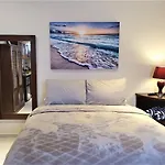 Coralito Malecon Luxury Studio