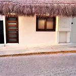 Coralito Malecon Luxury Studio