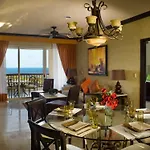 Luxury Getaway Ocean View