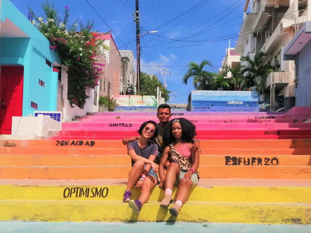 Studio Pampano By The Rainbow Stairs