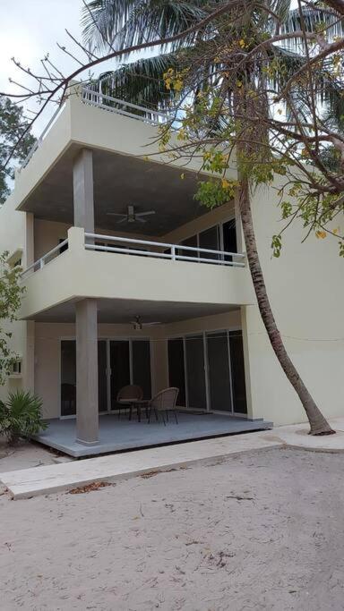 Marysol Great Views Beachfront Next To Nomads D3 Apartment *