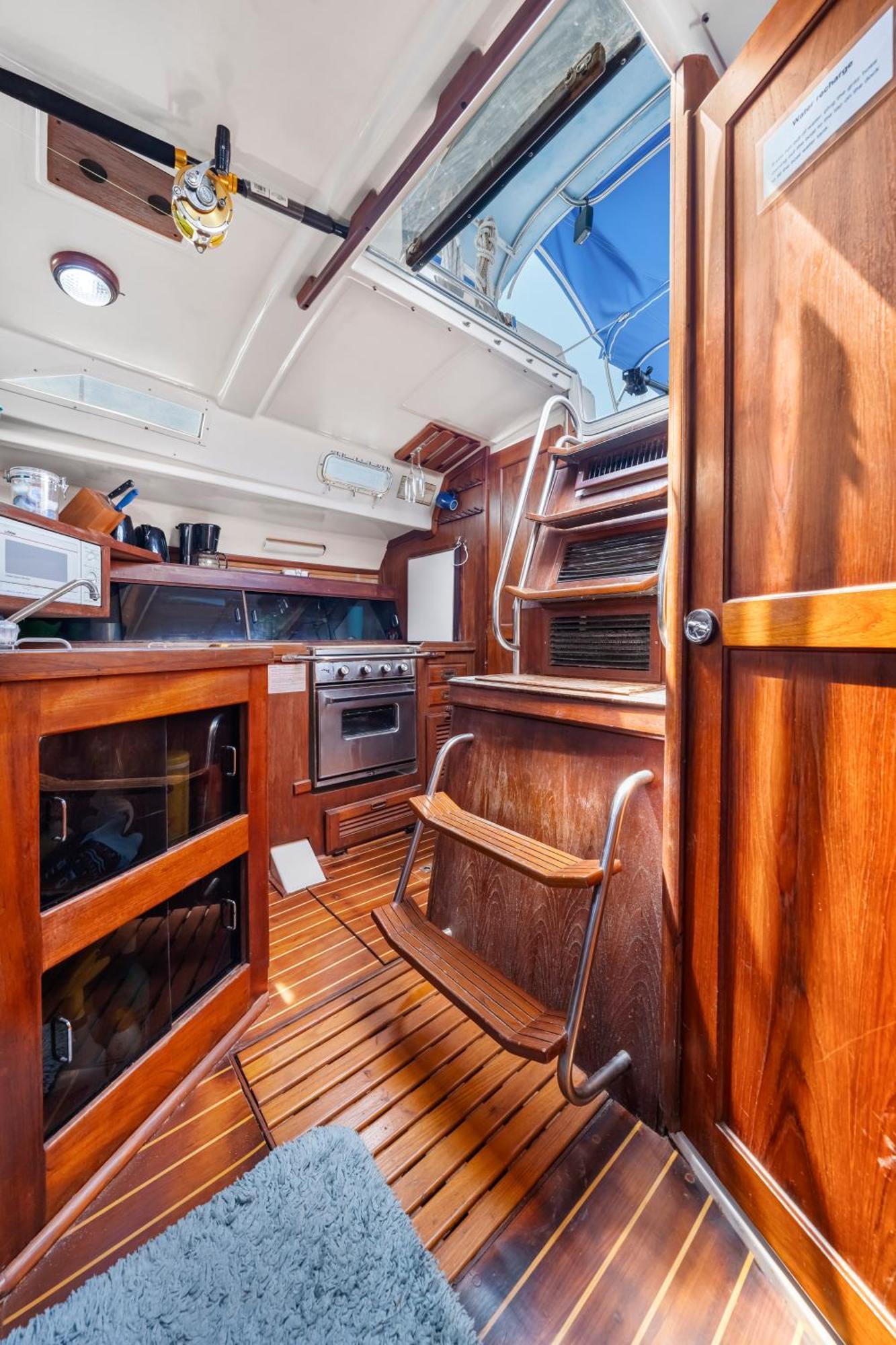 Walk Barefoot To Beach! Private Sailboat At North End, Queen Bed, En-suite Bath, Ac Hotel en barco *