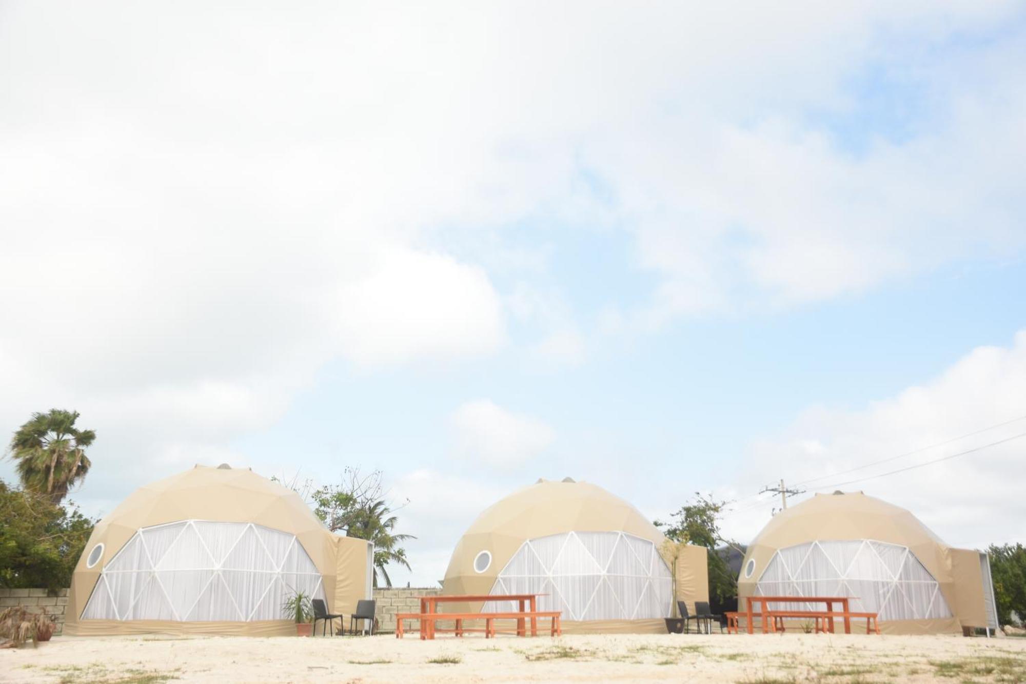 Hidden Island Glamping