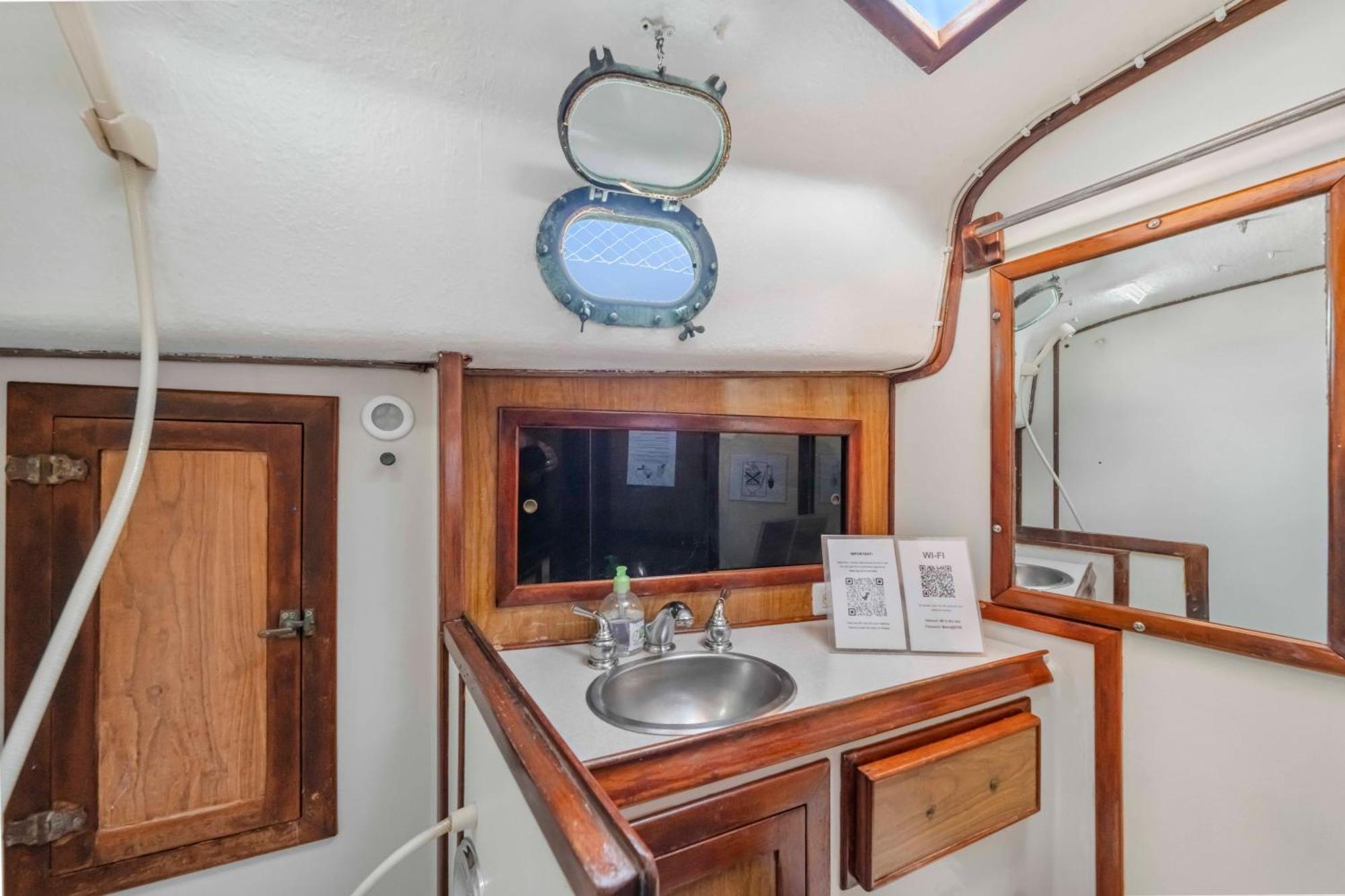 An Island Of Your Own - Your Private Sailboat, The Elegance Botel Isla Mujeres