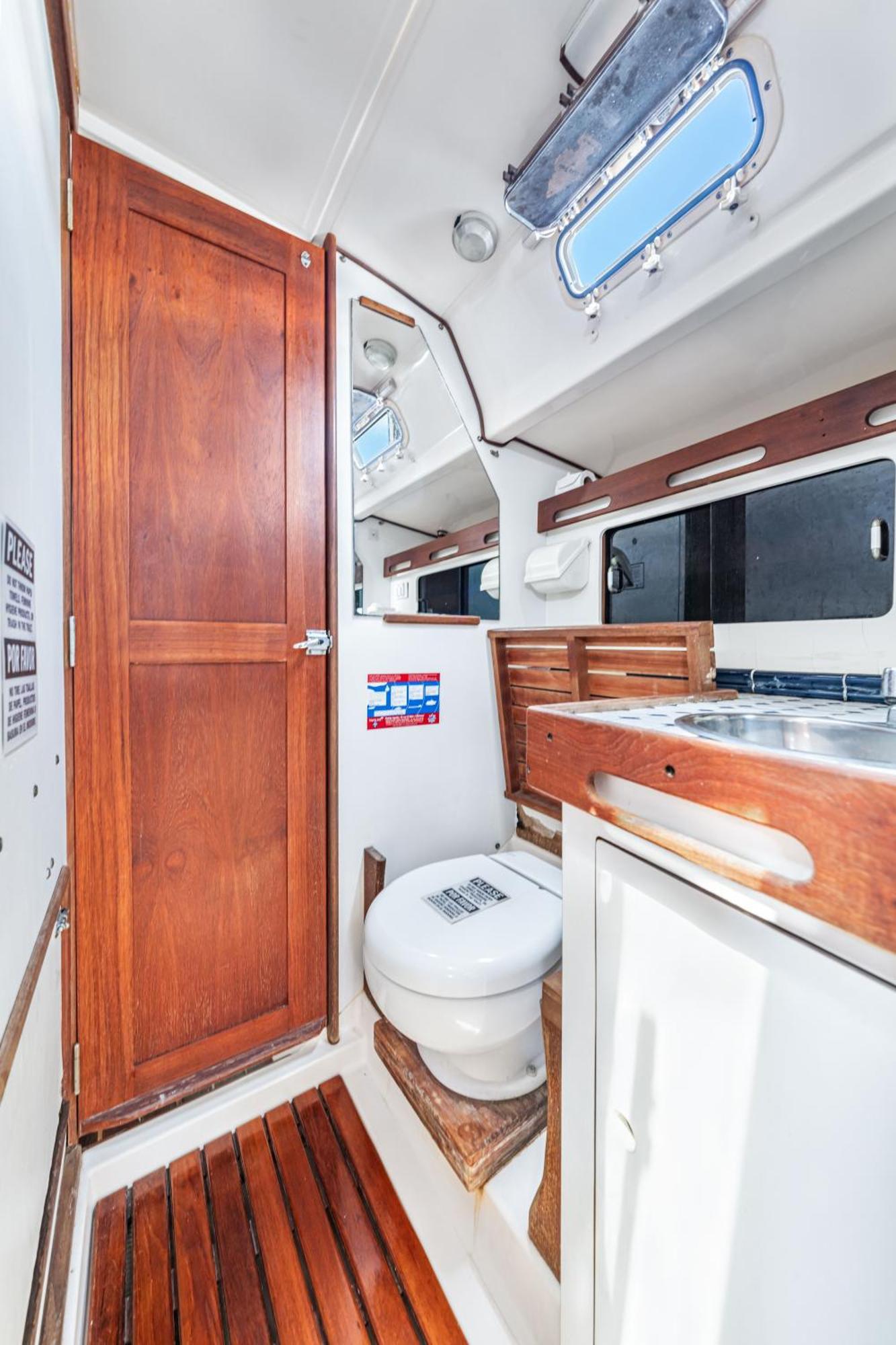 An Island Of Your Own - Your Private Sailboat, The Elegance Botel *
