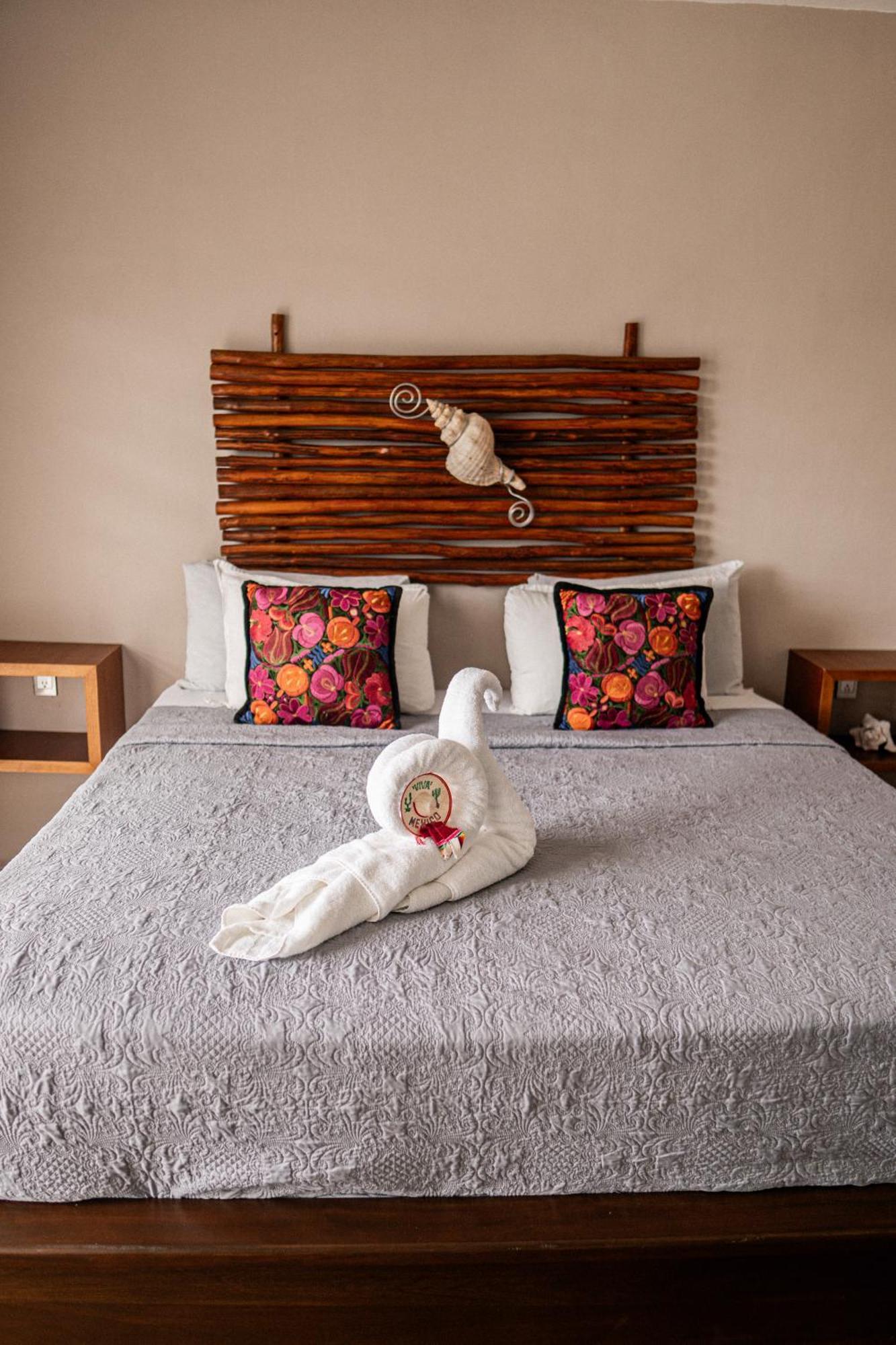 Bahia Tolok Apartahotel 3*