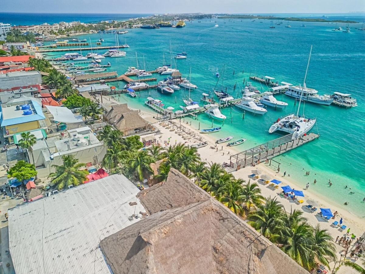 An Island Of Your Own - Your Private Sailboat, The Gemini Isla Mujeres
