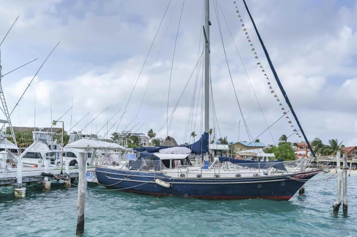 Botel An Island Of Your Own - Your Private Sailboat, The Gemini