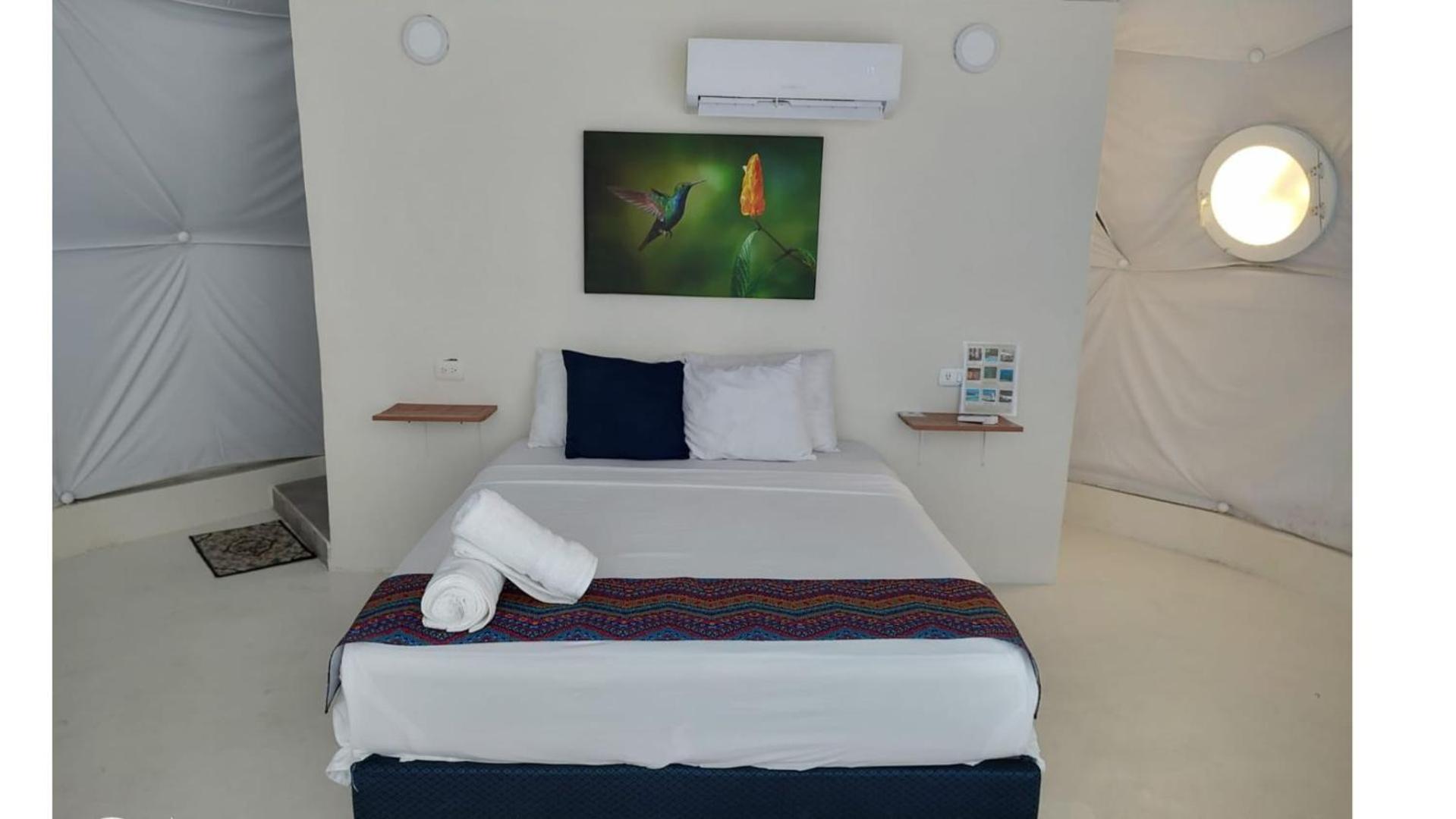 Hidden Island Glamping *