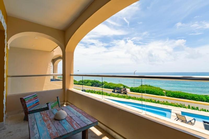 Apartment Sea-front Villa, Isla Mujeres! Stunning Sea Views! *