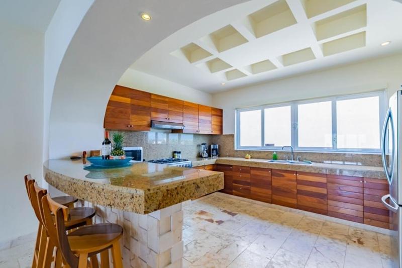 Sea-front Villa, Isla Mujeres! Stunning Sea Views! Apartment *