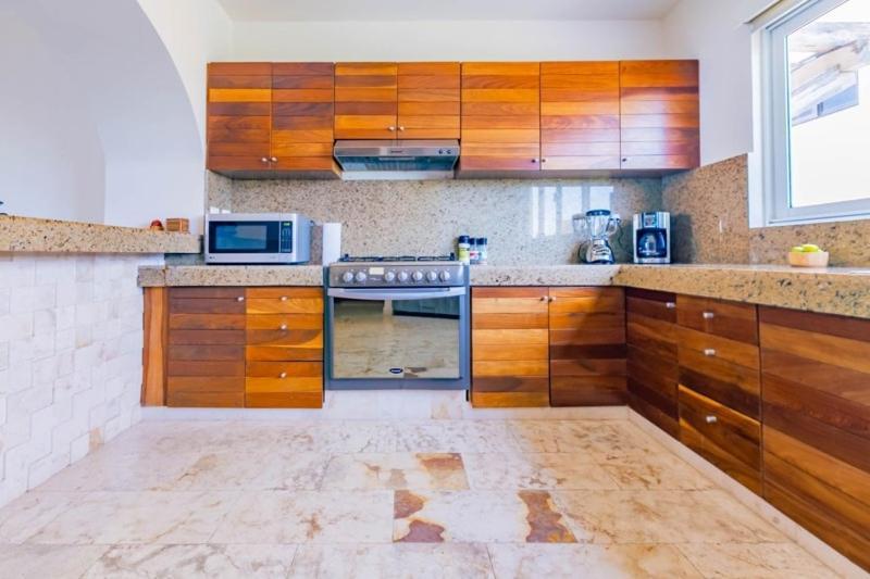 Sea-front Villa, Isla Mujeres! Stunning Sea Views! * Isla Mujeres