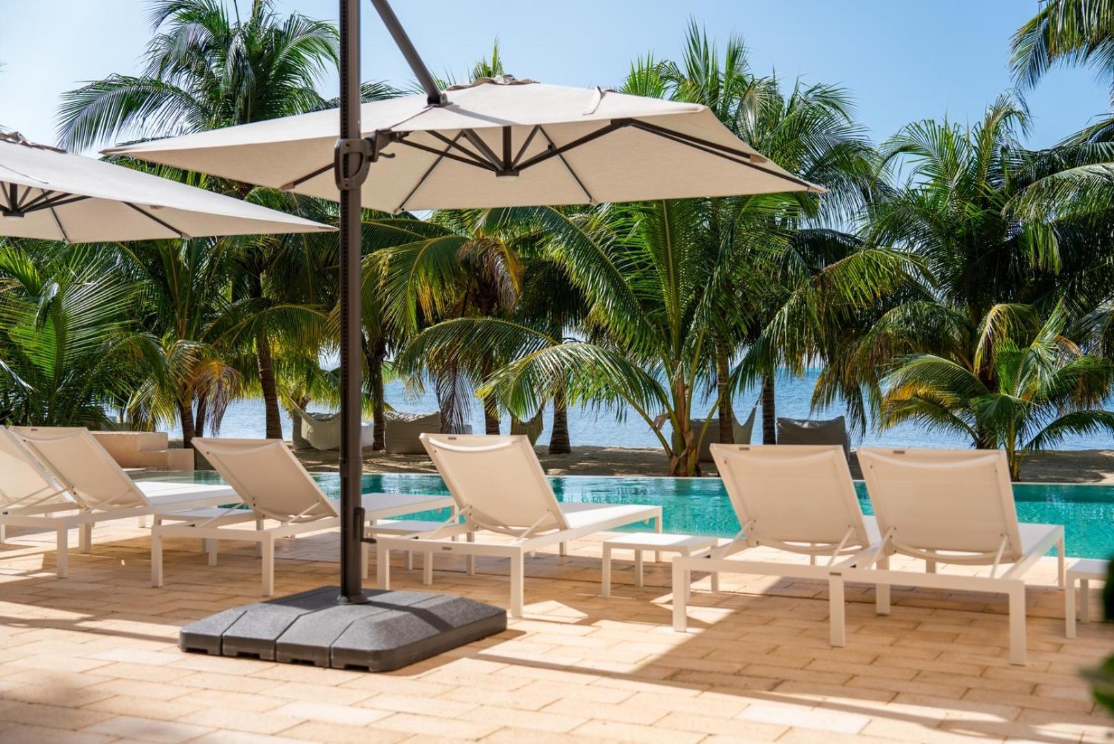 Private Rooftop Honeymoon W/ Private Jacuzzi Apartment Isla Mujeres