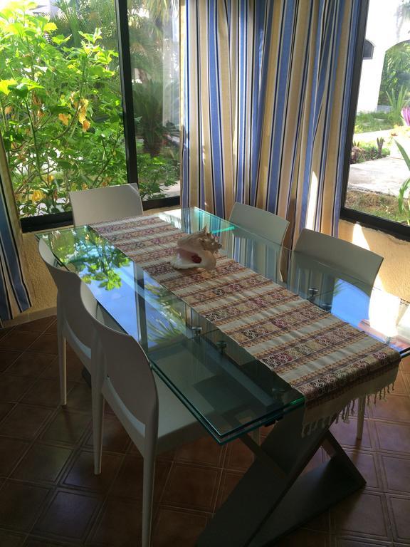 Acomodação com café da manhã  Silvia Ilha das Mulheres