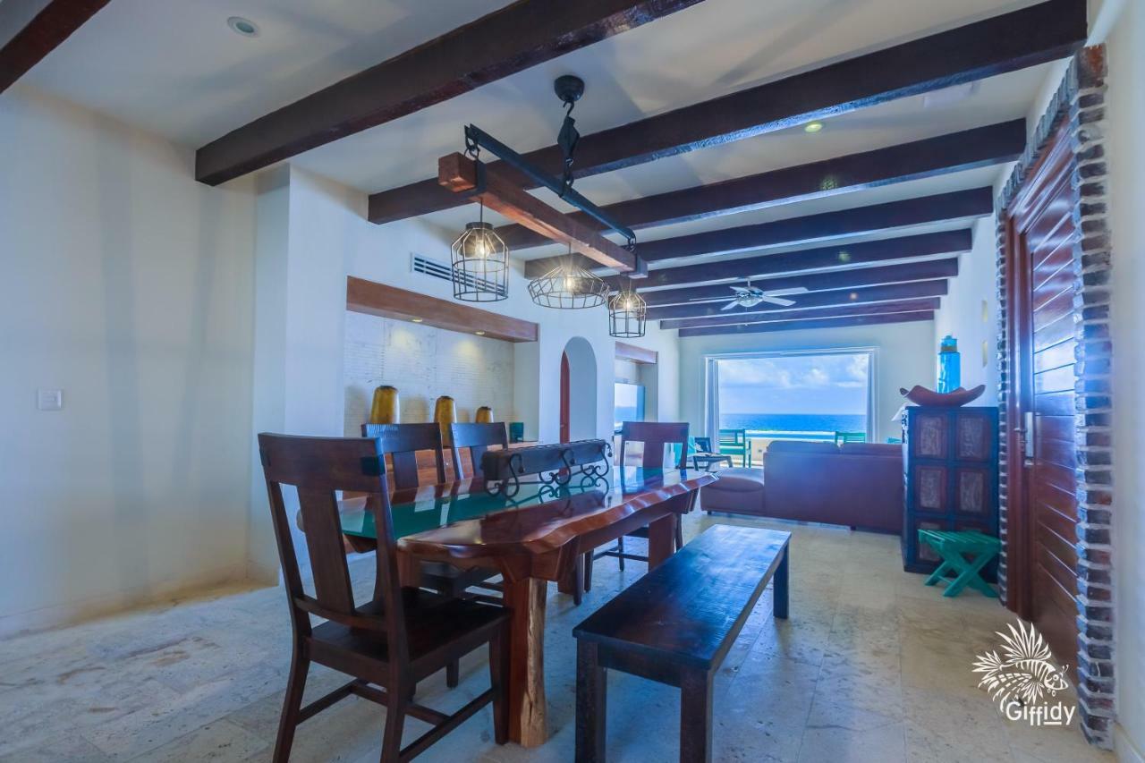 Isla 33 1102 Two Bedroom Holiday home Isla Mujeres