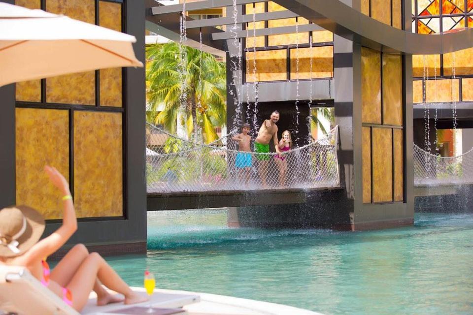 Hotel Luxury Getaway Ocean View Ilha das Mulheres