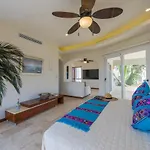 Casa Santosha