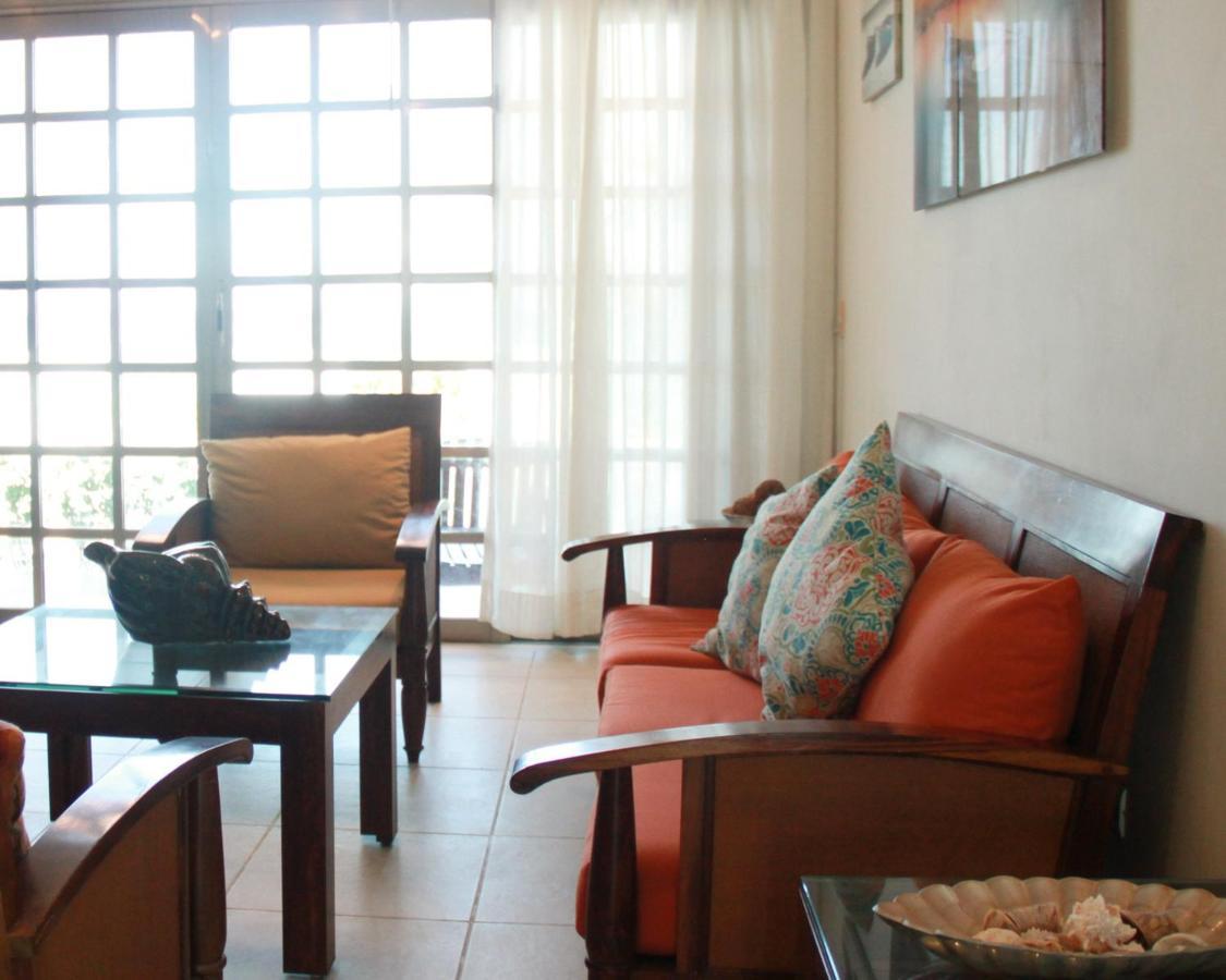 Isla Dorada Villa *